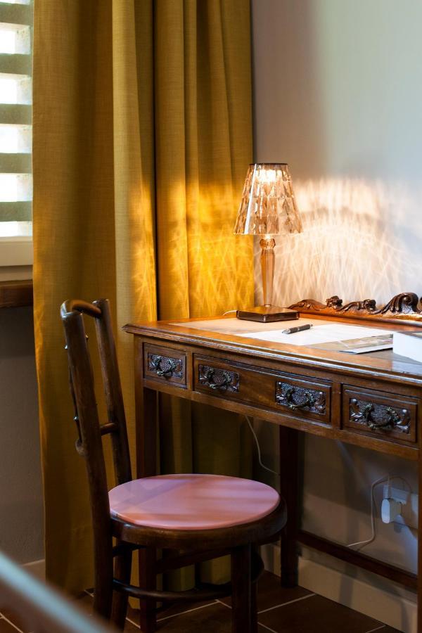 La Giribaldina Winery & Farmhouse Farm stay Calamandrana
